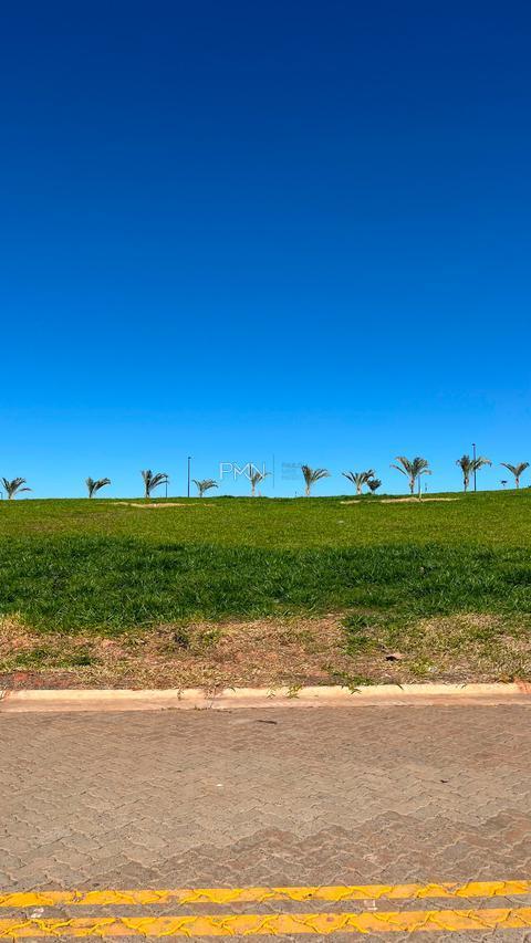 Terreno à venda em Campinas, Sousas, com 450 m², Ville Sainte Anne