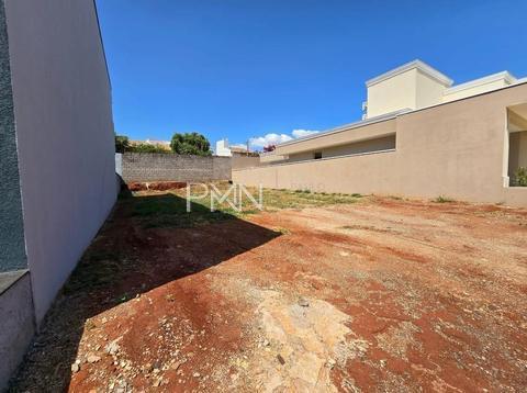 Terreno à venda em Paulínia, Residencial Royal Garden, com 333.3 m², Residencial Royal Garden