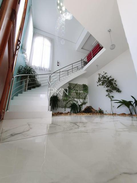 Casa à venda em Valinhos, Chacara Sao Bento, com 4 suítes, com 541 m², Portal do Lago