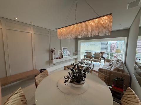 Apartamento à venda Cambuí, com 2 suítes, com 100.5 m², Cambuí Square