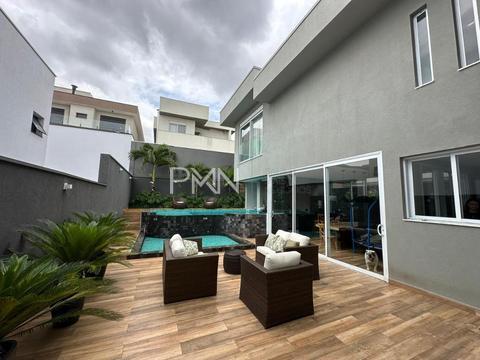 Sobrado à venda em Campinas, Vila dos Plátanos, com 3 suítes, com 372 m², Vila dos Plátanos